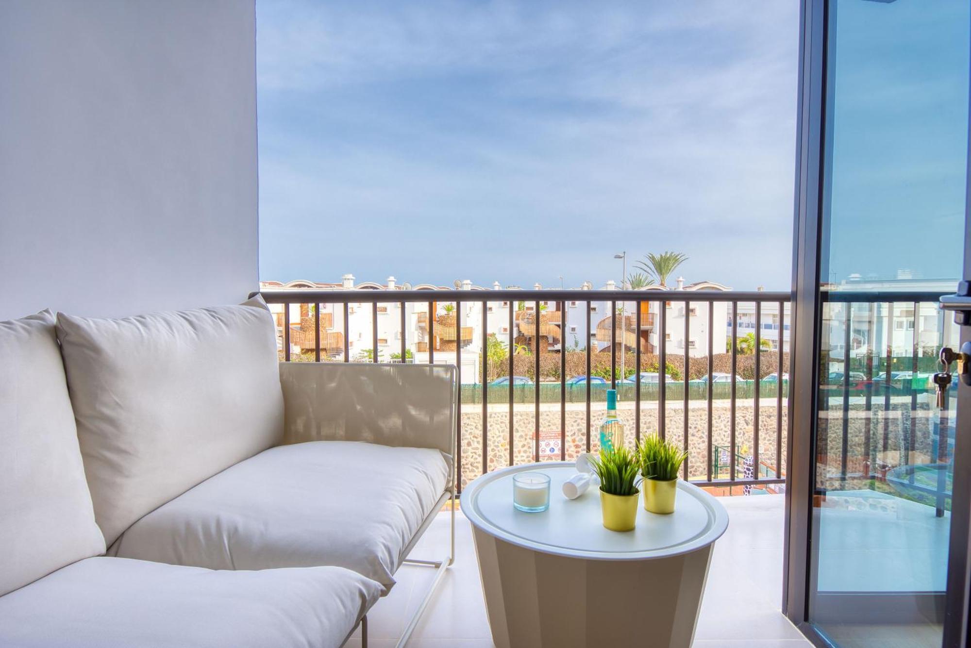 Suite Guinea 506 By Homestaygrancanaria San Bartolomé Extérieur photo