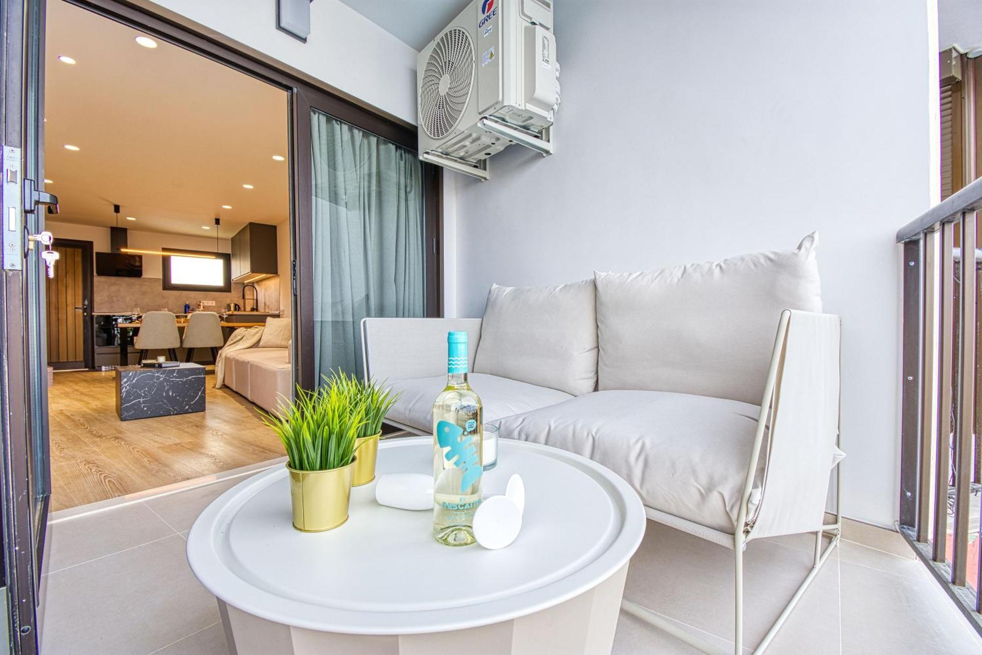Suite Guinea 506 By Homestaygrancanaria San Bartolomé Extérieur photo